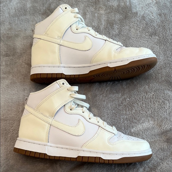 Nike Women's Dunk White leather High-Top Sneakers - Picture 2 of 6